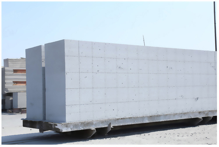 崇州加气块 加气砌块 轻质砖气孔结构及其影响因素